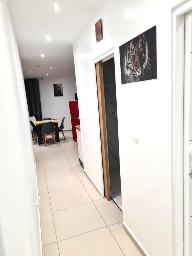 Free Sun Appart Frejus Exterior photo