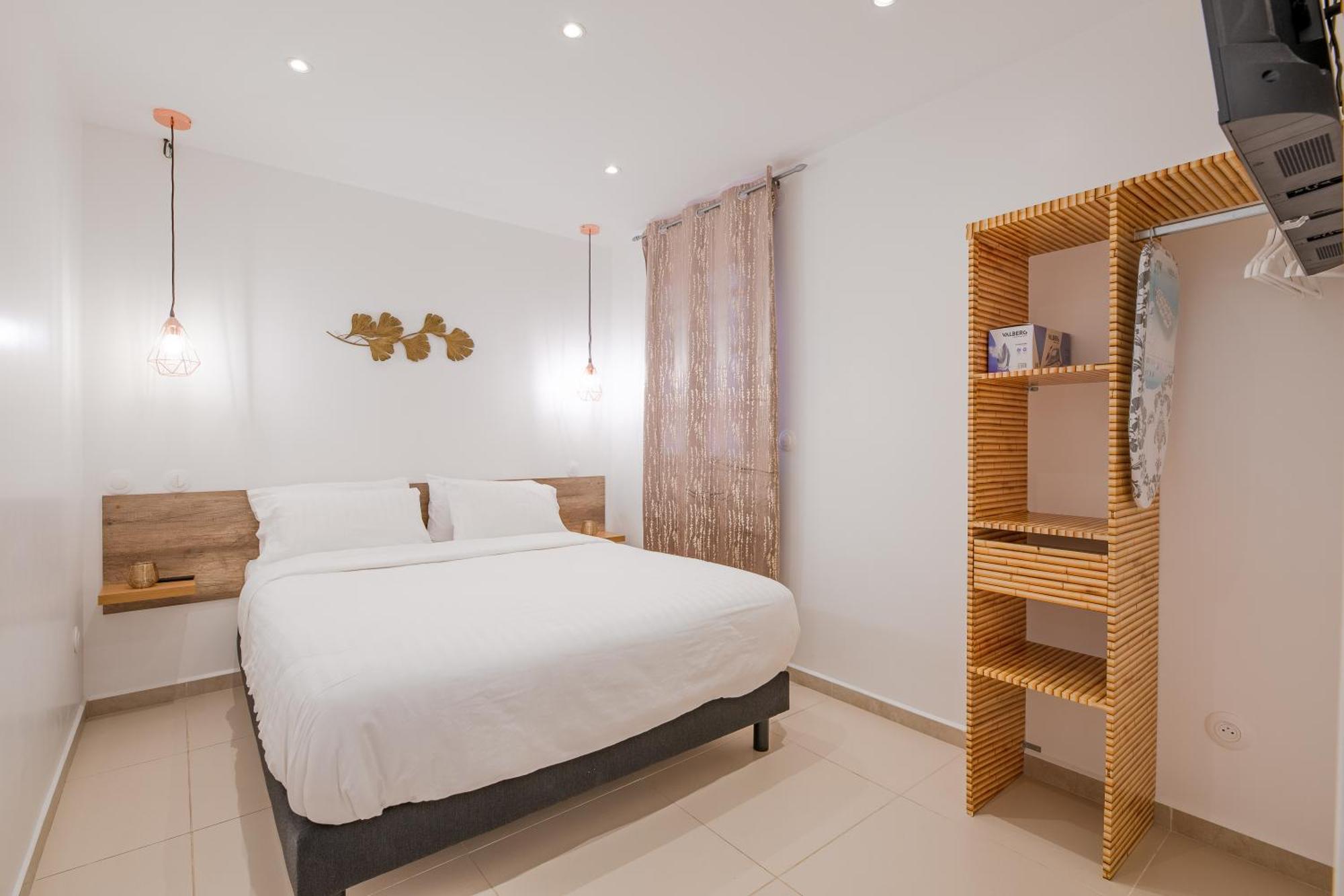 Free Sun Appart Frejus Exterior photo