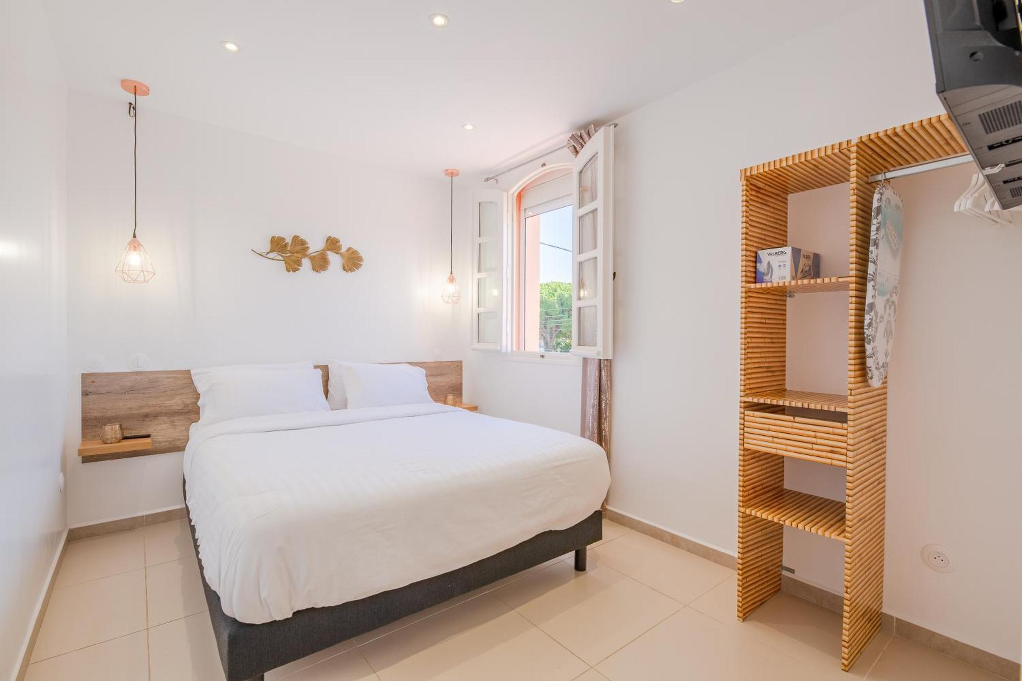 Free Sun Appart Frejus Exterior photo