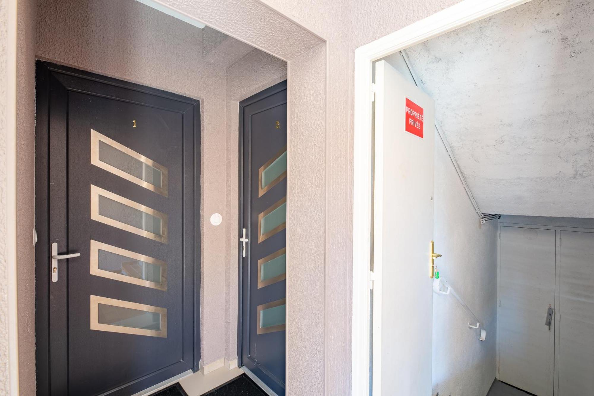 Free Sun Appart Frejus Exterior photo